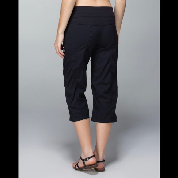 Lululemon Studio Crop - Picture 7 of 9